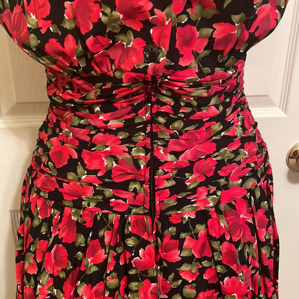 Vintage John Roberts 80’s Short Sleeve Floral Dress w/ shoulder pads Size 9/10 - Picture 4 of 11